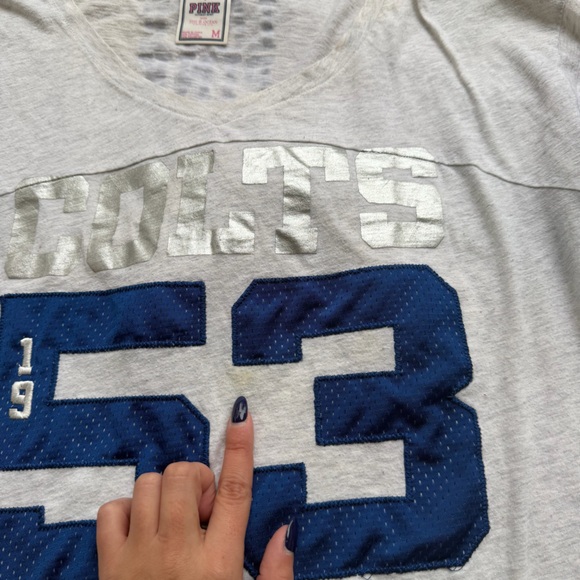 2012 VS Pink Indiana Colts T-Shirt - Picture 9 of 9